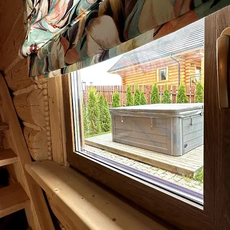 ヴィラ Na Zlotym Groniu イステブナ