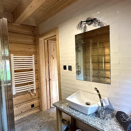 Na Zlotym Groniu イステブナ